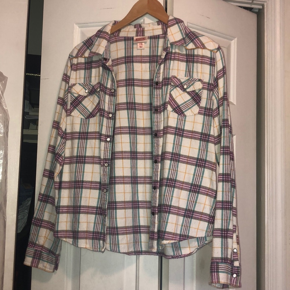 Thick plaid blouse, fits woman’s small/kids XL